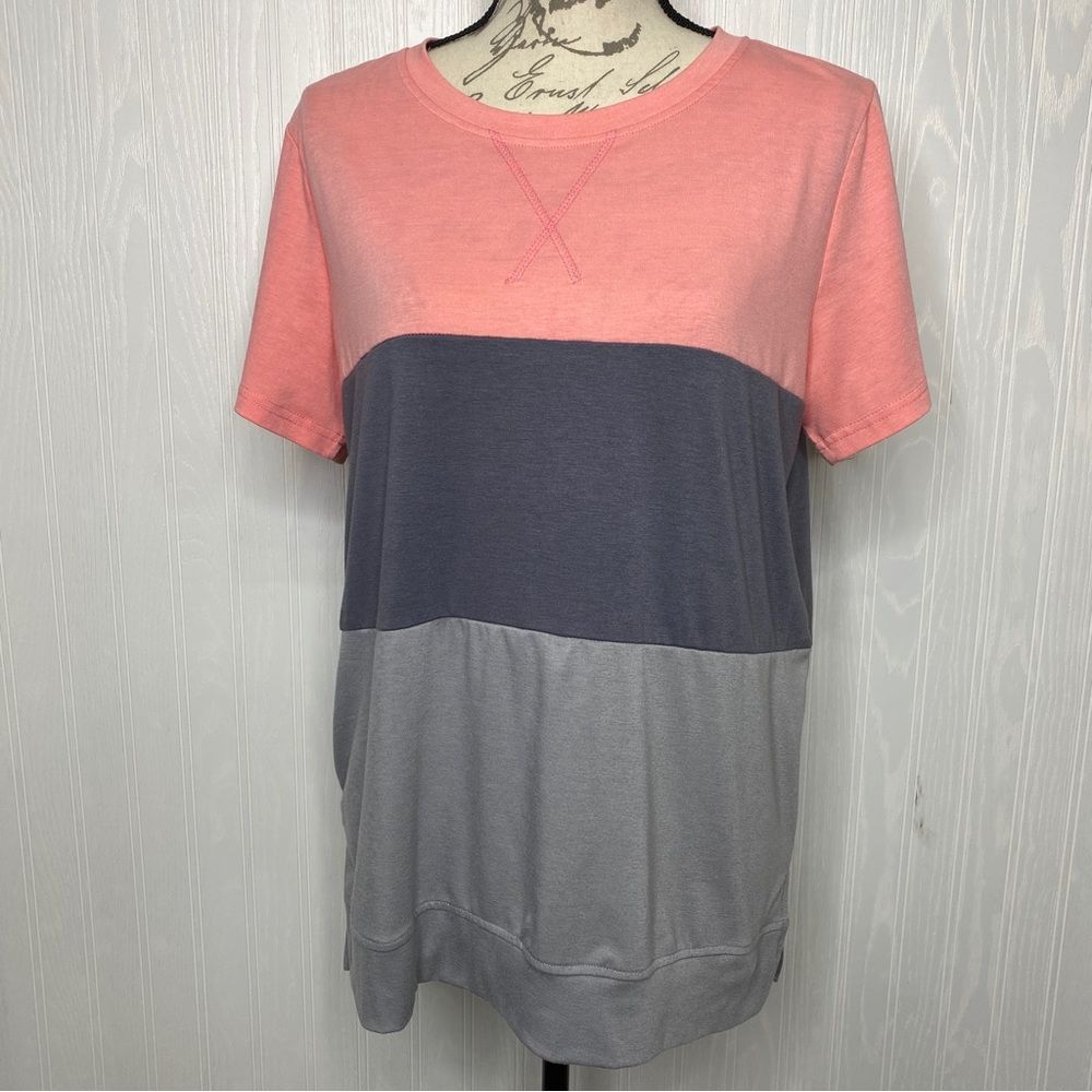 Colorblock short sleeve shirt Size Large